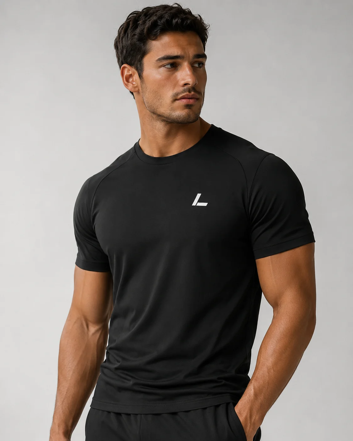 Front detail of the LINEAL slim performance tee